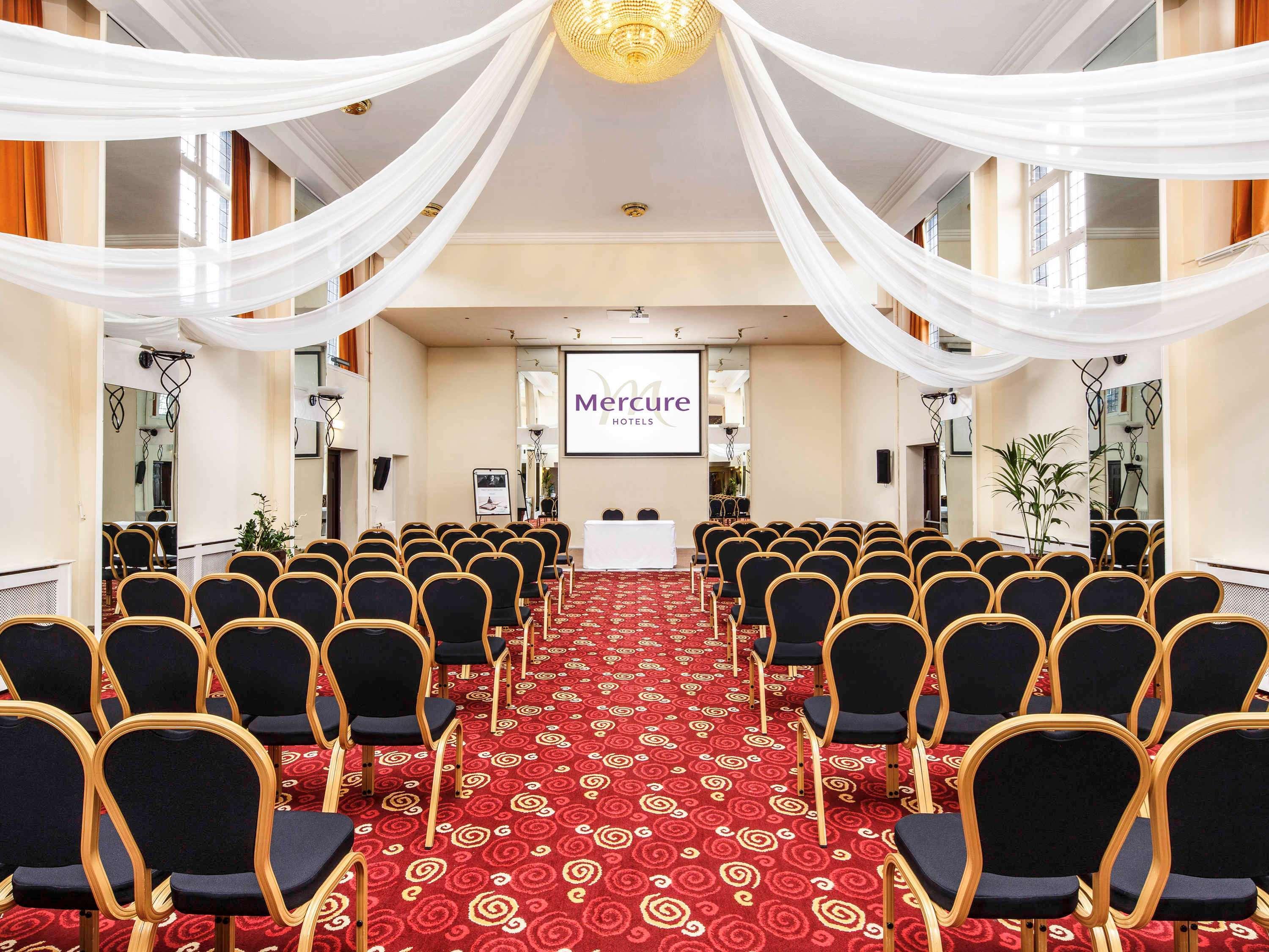 Mercure Leeds Parkway Hotel Exteriör bild