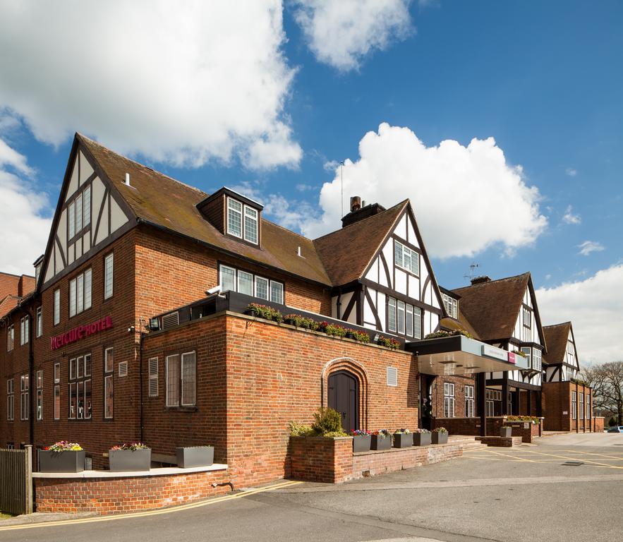 Mercure Leeds Parkway Hotel Exteriör bild